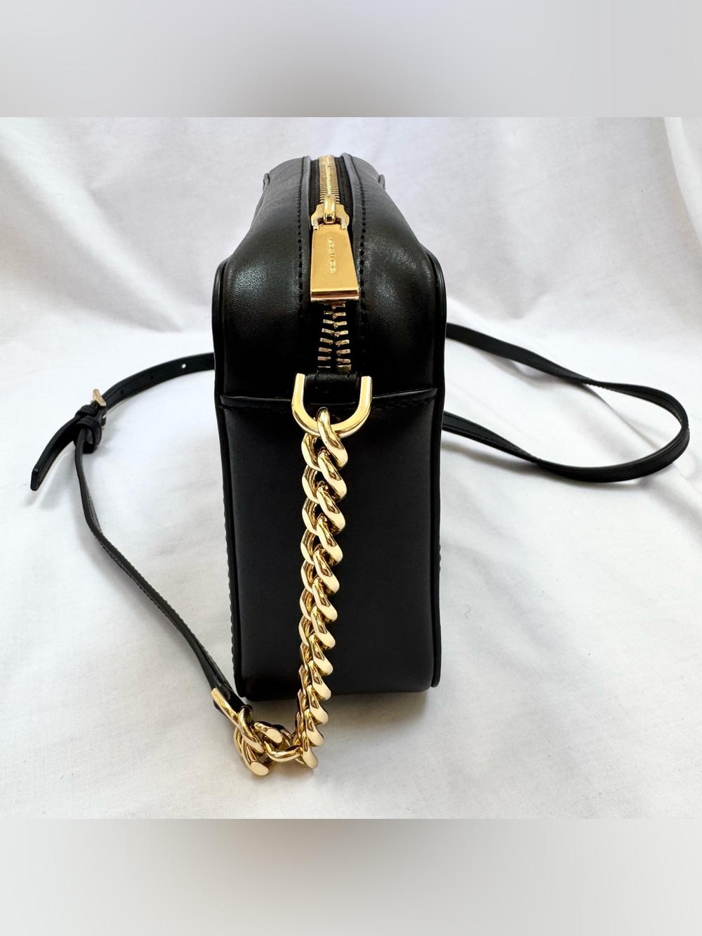 New Michael Kors Ginny Firework Light Up Medium Camera Bag NWT Black Gold - Picture 3 of 9
